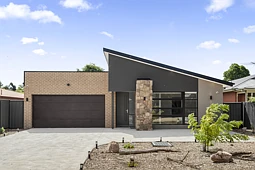 16 Swan Parade, St Leonards