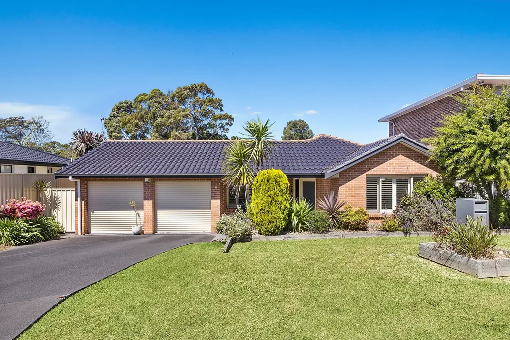 Berkeley 4 Slaapkamer Spacious Single-Level Family Entertainer on 912sqm