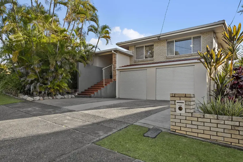 Chermside West 3침실 Elevated Brick Home with Amazing Floorplan – Simply Move In…