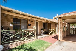 6/69 Railway Street, Bluff Point