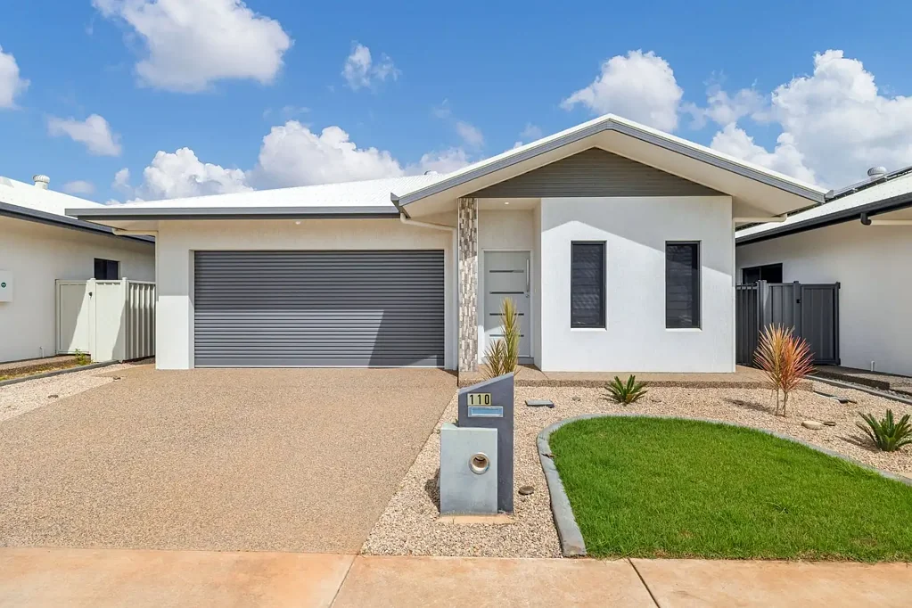 Berrimah 4ห้องนอน Stylish Modern Family Home in Prime Berrimah Location