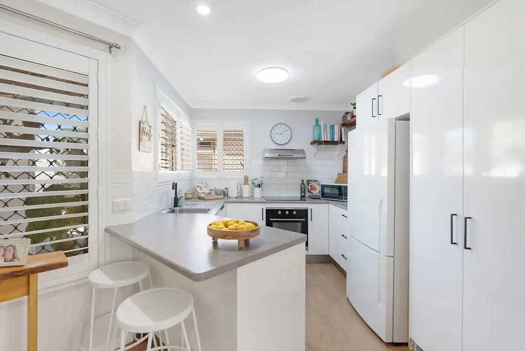 Rothwell 2Phòng ngủ Immaculate Unit in Boutique Complex