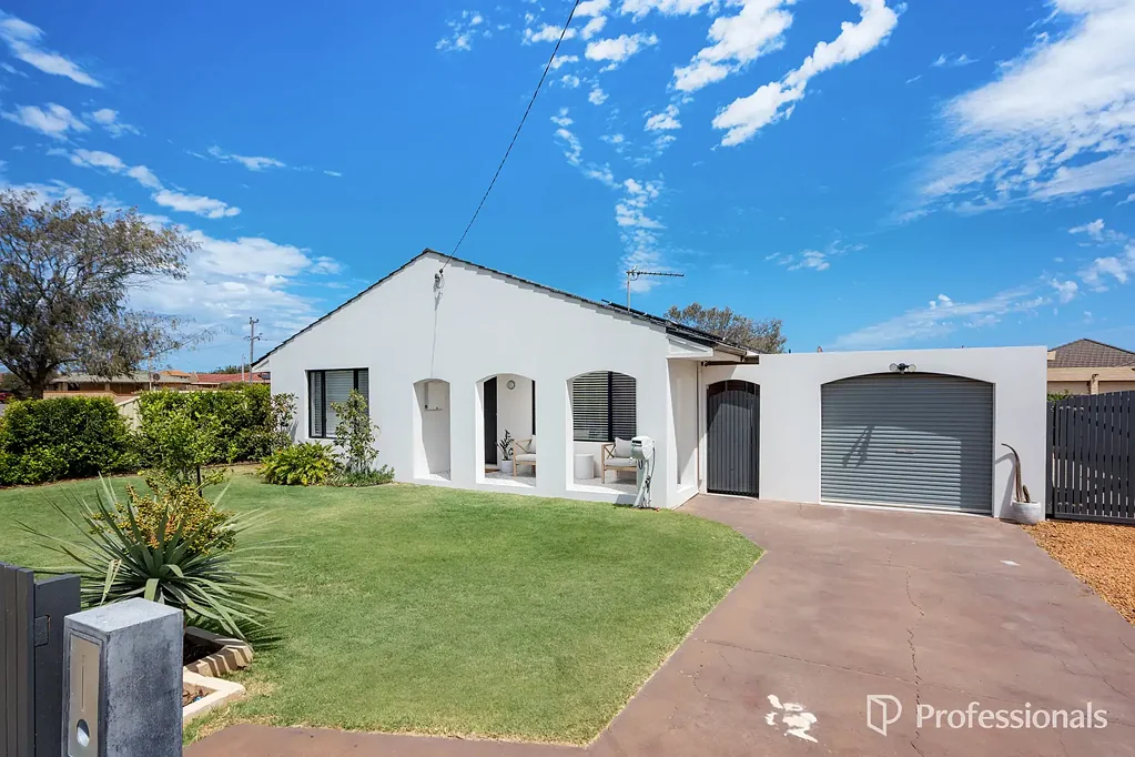 Mahomets Flats 4 Slaapkamer Modern Family Living with Beachside Convenience