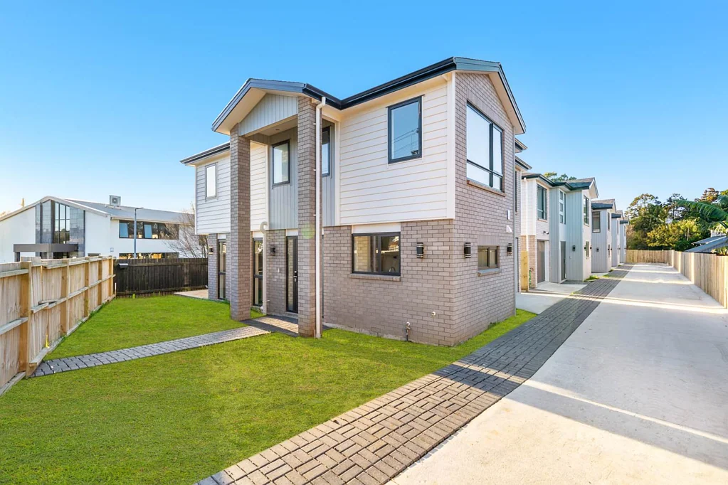 1/34 Ashlynne Avenue, Papatoetoe, Manukau City, Auckland