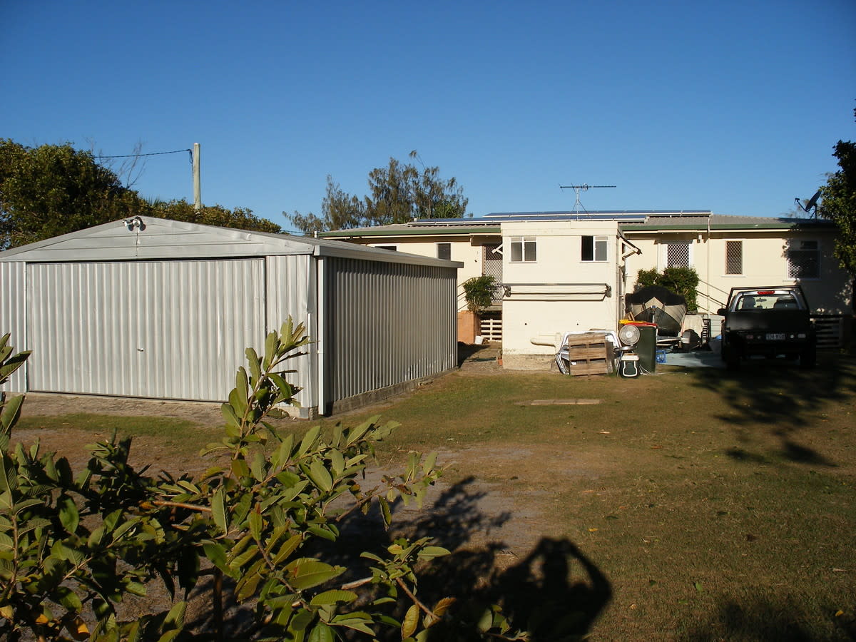 81 BIGGS AV, BEACHMERE QLD 4510, 0 غرف, 0 حمامات, House