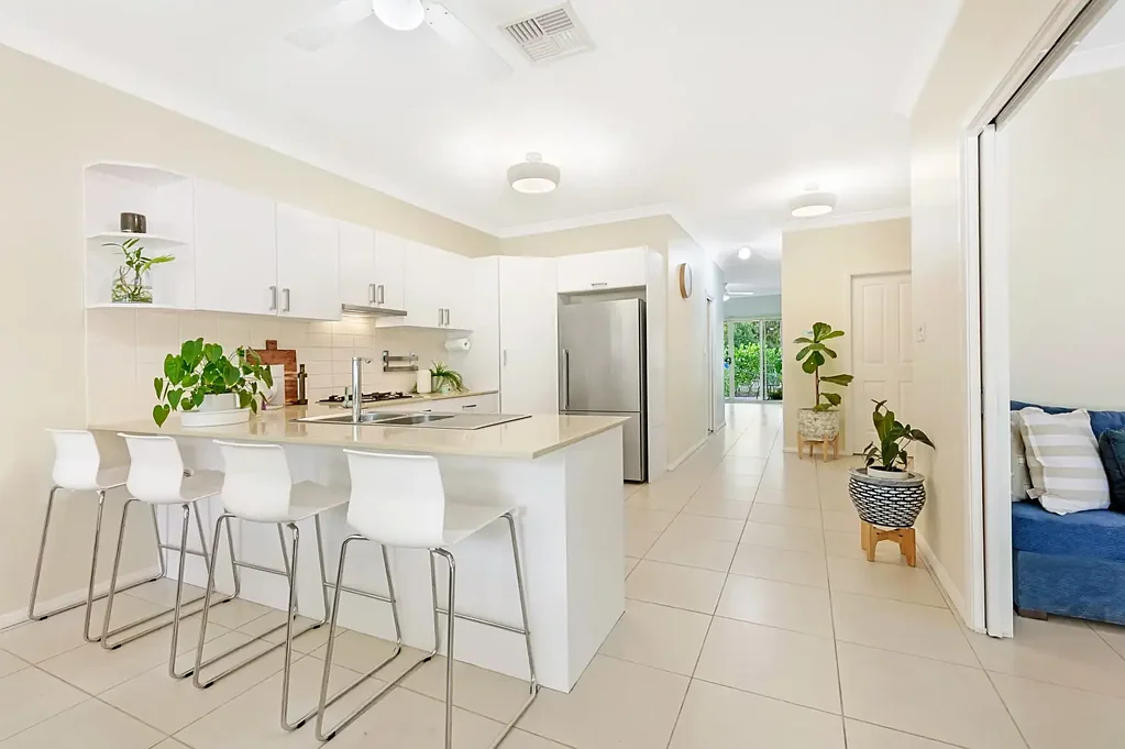 West Pennant Hills 4chambre Backed by Nature, Built for Family – A Lifestyle to Love