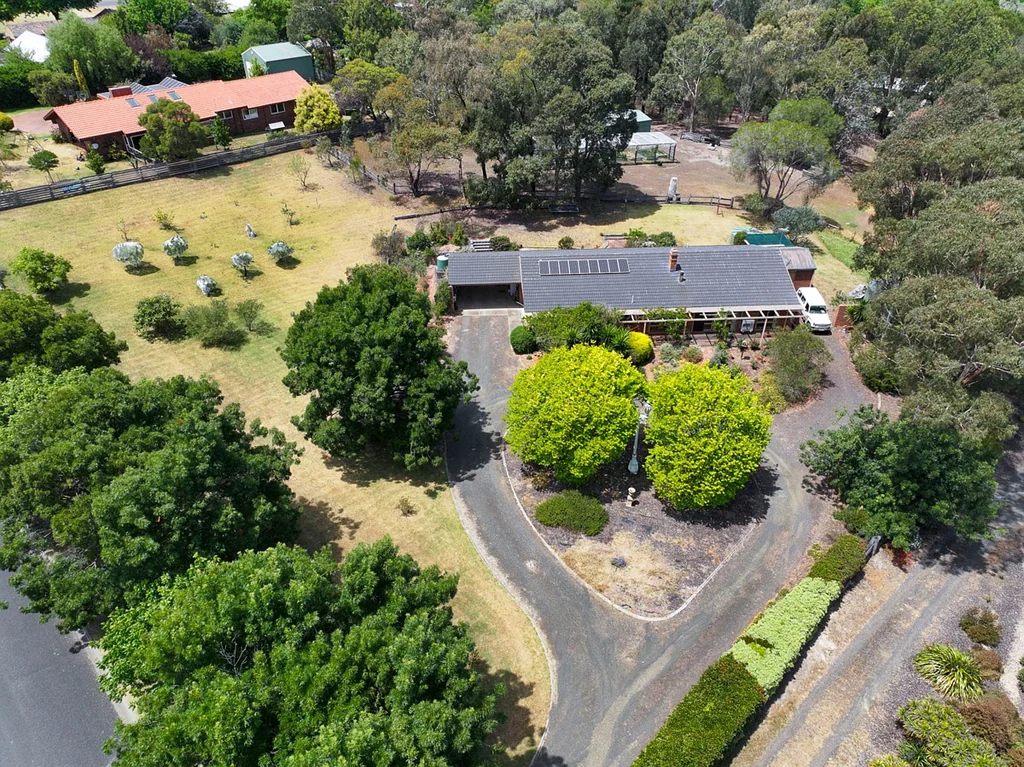 5 Racecourse Road, Heyfield, VIC 3858