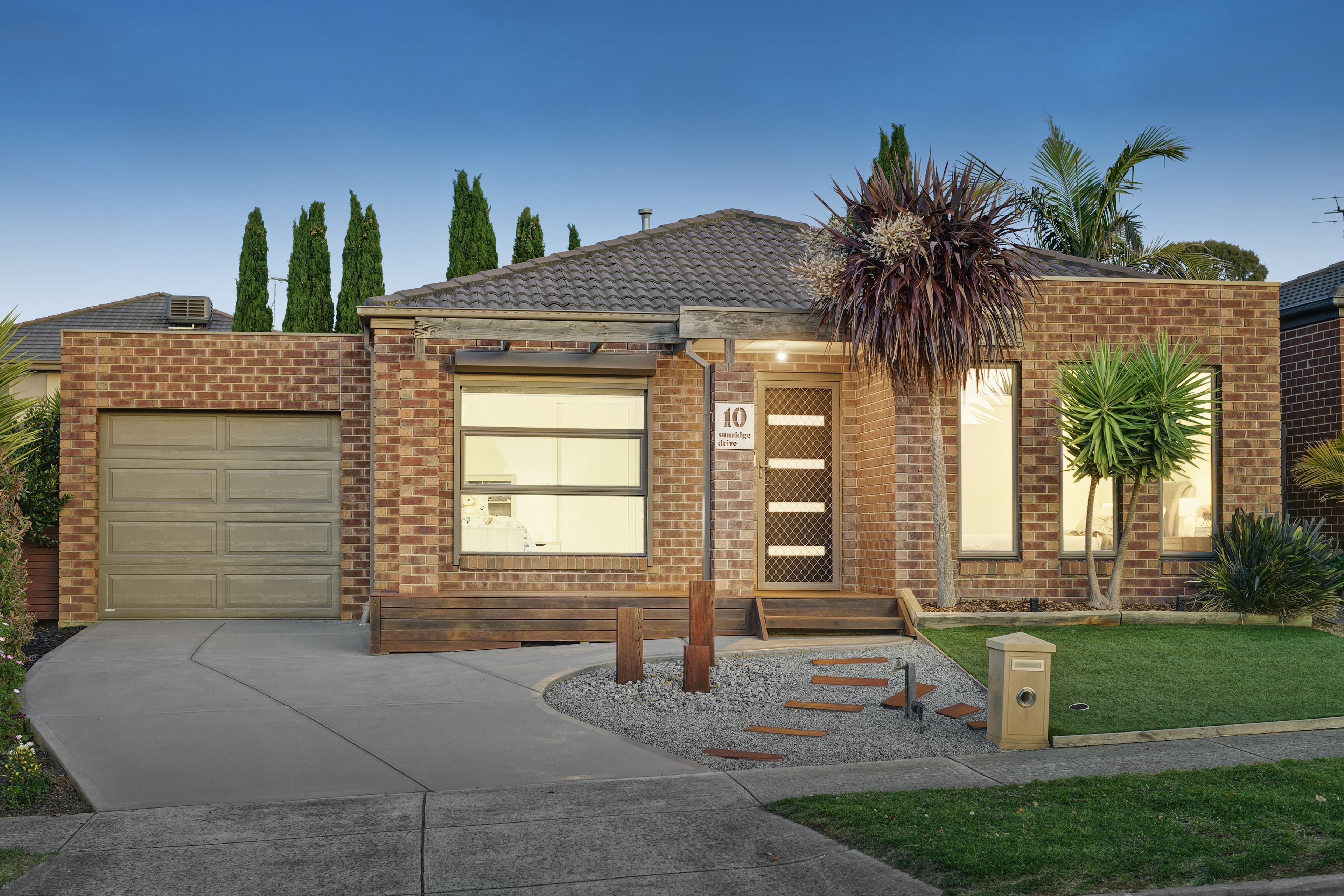 10 SUNRIDGE DR, MERNDA VIC 3754, 0 Kuwarto, 0 Banyo, House