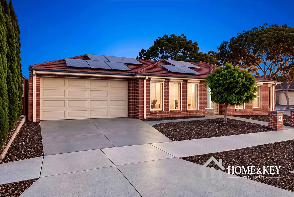 South Morang 3房 时尚家庭生活，宽敞舒适，太阳能高效！ Stylish Family Living with Space, Comfort & Solar Efficiency!