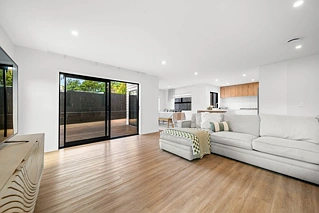 15A Tonkin Drive, Sunnynook, North Shore City
