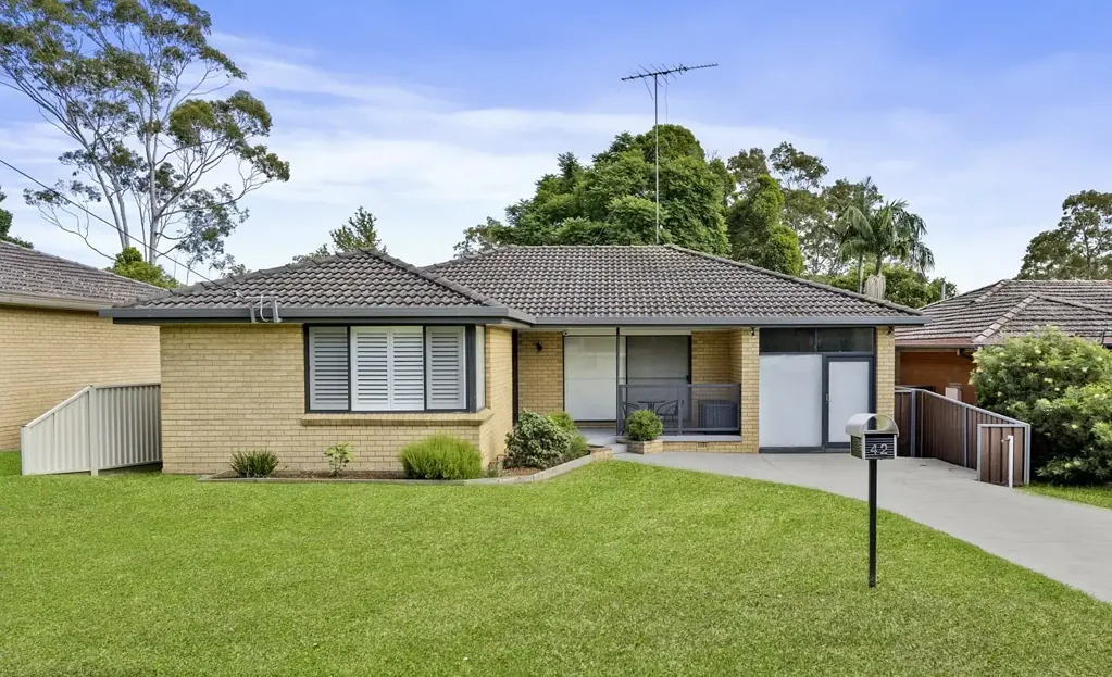42 Flinders Avenue, Camden South, NSW 2570