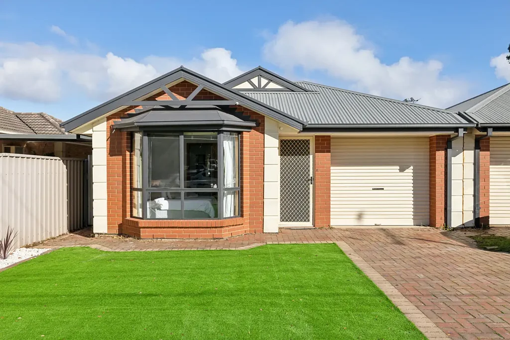 Gilles Plains 3ਬੈੱਡਰੂਮ Contemporary Living with Spacious Outdoor Appeal ~ Family Home on 440msq parcel!
