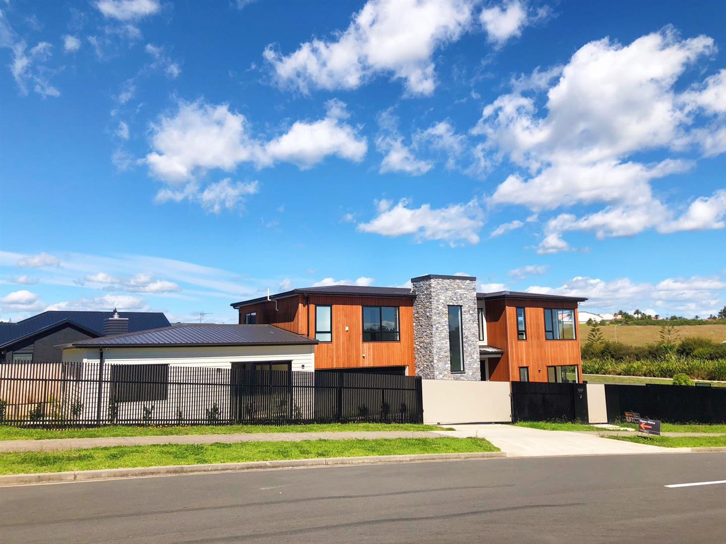 2 Whawhaki Road, Beachlands, Auckland - Manukau, 6 phòng ngủ, 0 phòng tắm, House