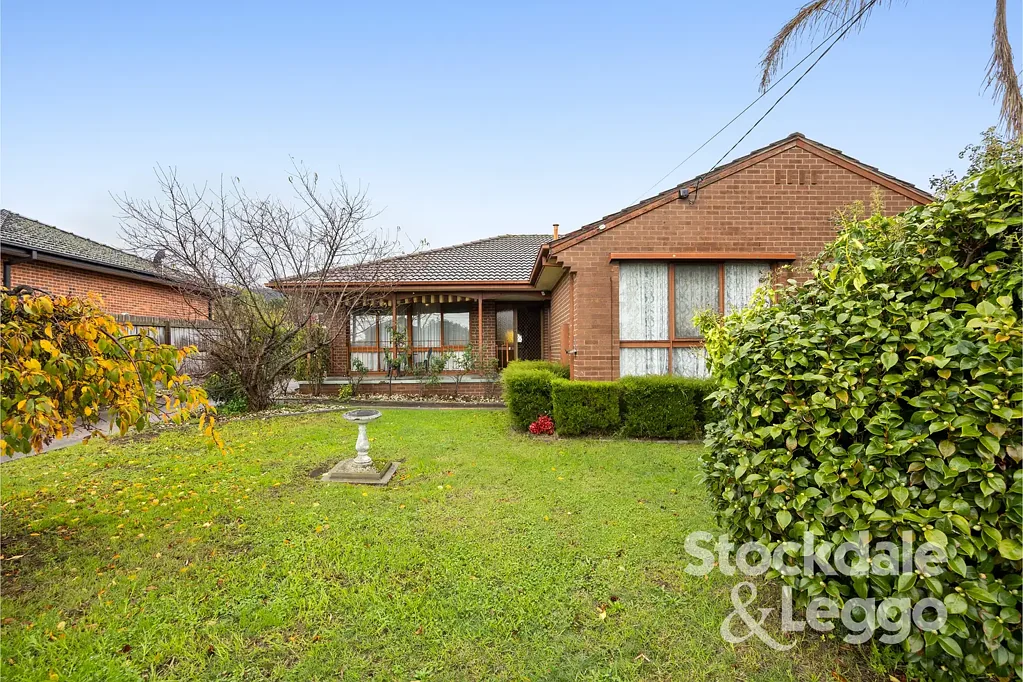 Mccrae 3Zimmer A Large Home on a Great Family Block