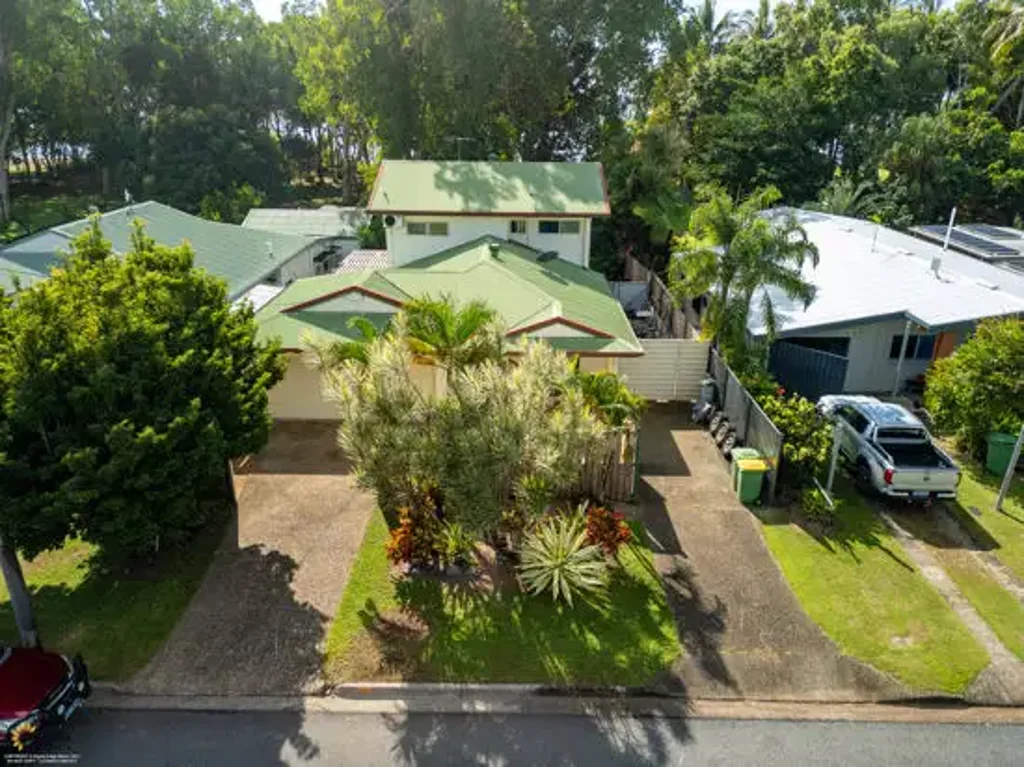 Bramston Beach 4房  PRICE DROP - PRESENT ALL OFFERS