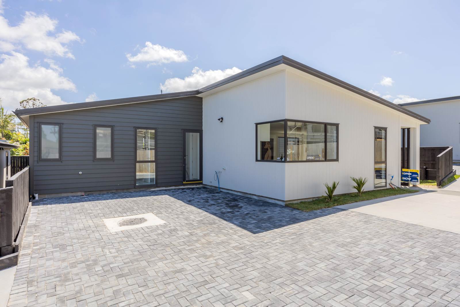 2/101 Hobsonville Road, West Harbour, Auckland - Waitakere, 3 غرف, 0 حمامات, House