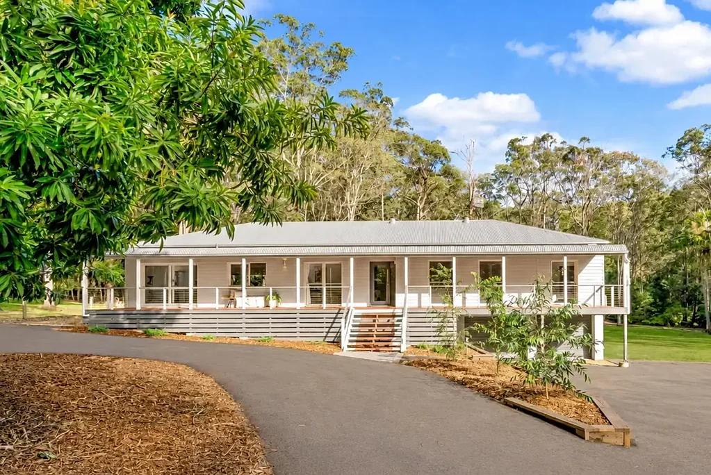 Tinbeerwah 4कमरा BEAUTIFULLY RENOVATED HINTERLAND HOME WITH HUGE SHED