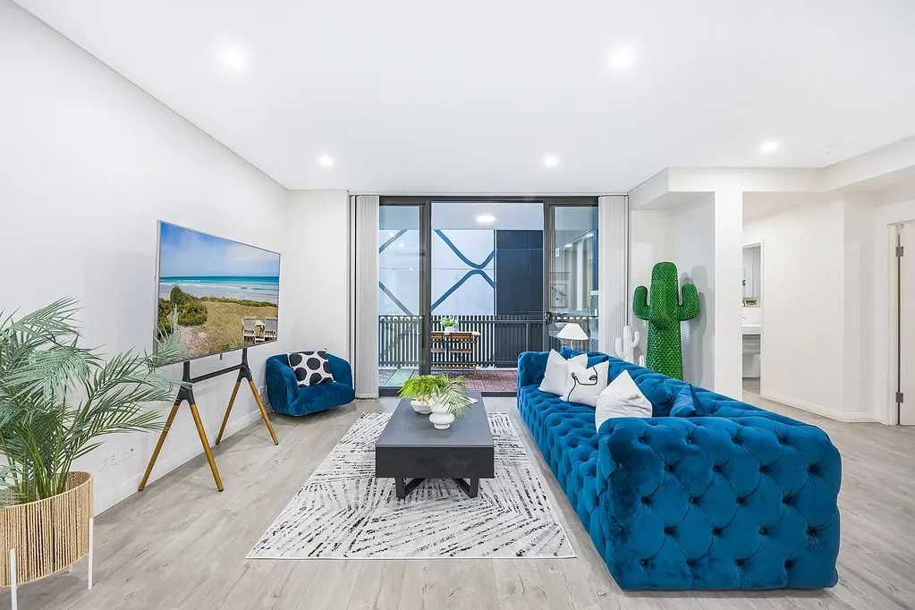 Arncliffe 3 Bedroom Spacious Luxury Living with Rare Dual Ensuites & Double Parking