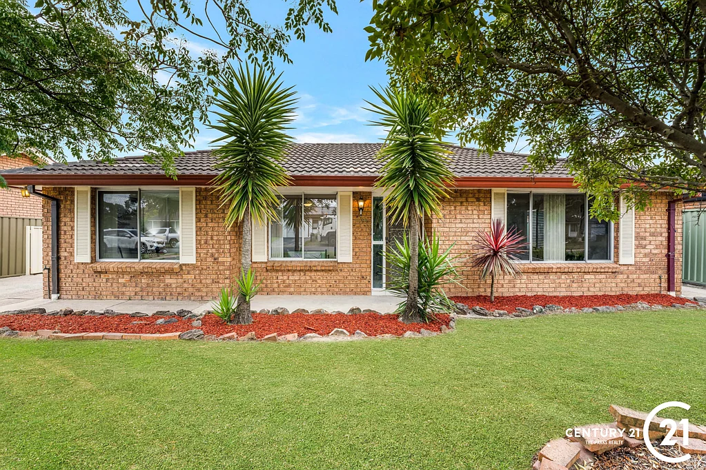 4 & 4a Mimosa Close, St Clair, NSW 2759