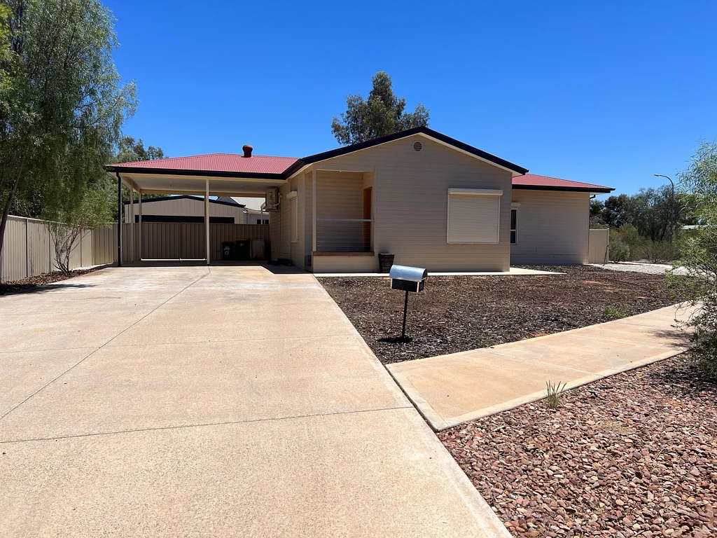 Roxby Downs 4ਬੈੱਡਰੂਮ MODERN FAMILY HOME