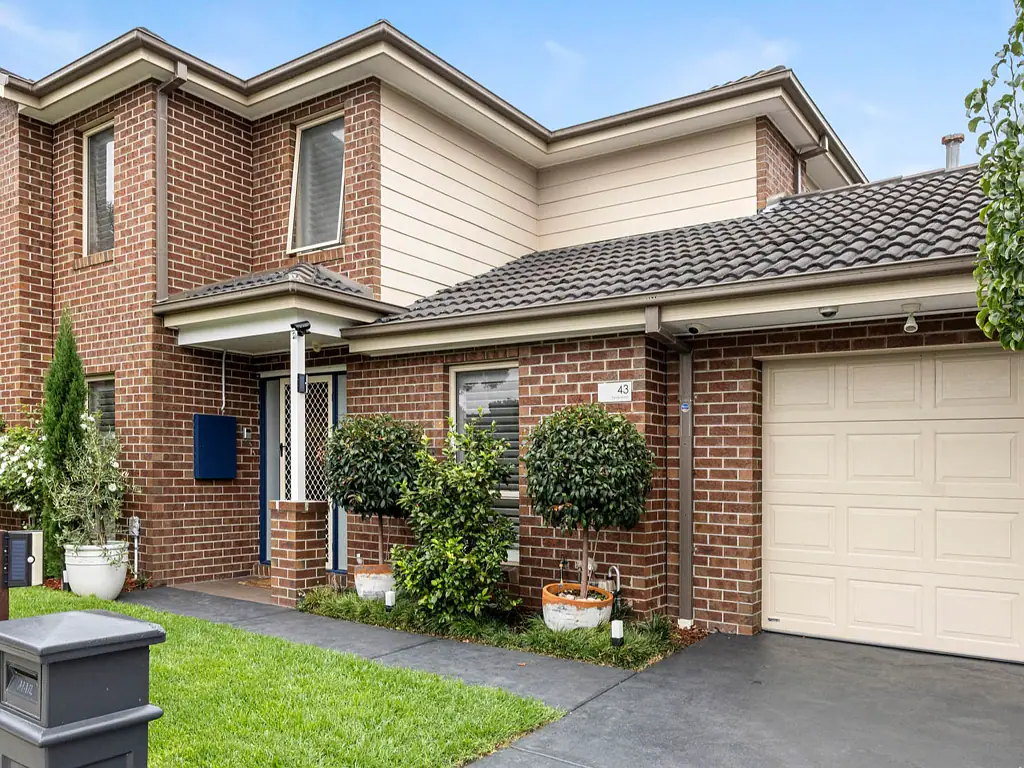Frankston 3Kwarto Stylish and Contemporary living in a Prime Location - No Body Corporate