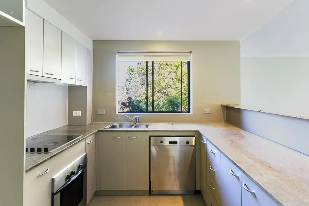 Two-Bedroom Apartment in the Heart of Rose Bay