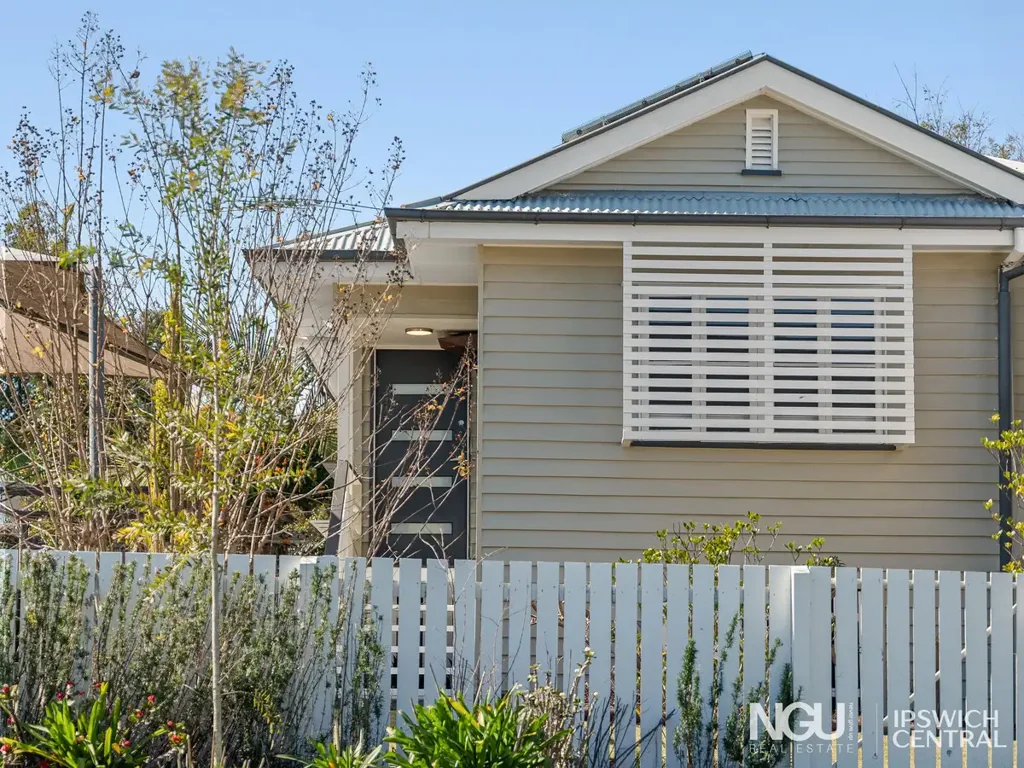 36 Frederick Street, Newtown, QLD 4305, 3 Bedrooms, 2 Bathrooms, House