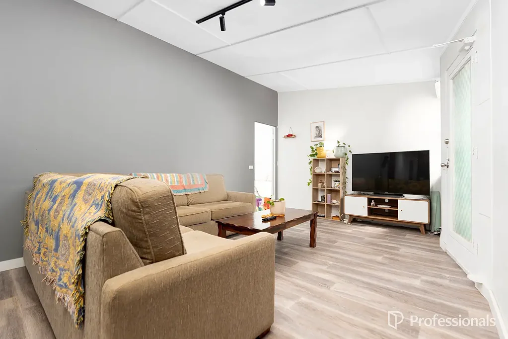 16 Dorothy Street, Geraldton, WA 6530