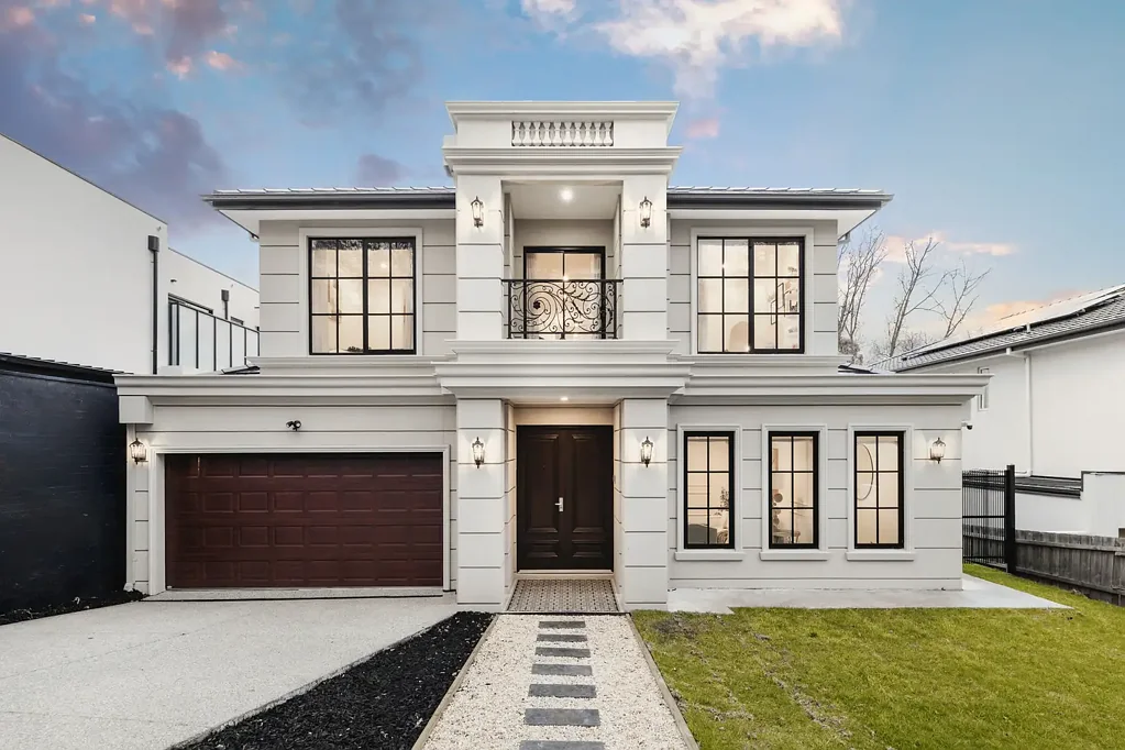 Box Hill North 5 Slaapkamer Treat your family to a luxurious lifestyle