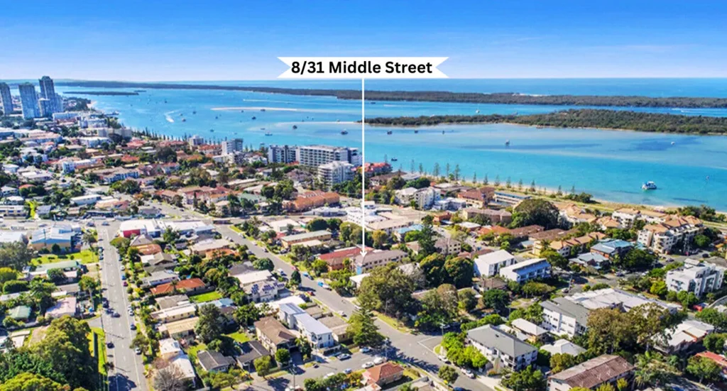 8/31 Middle Street, Labrador, QLD 4215