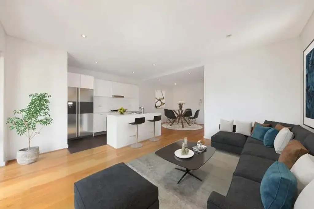 Oversized One Bedroom In Great Location