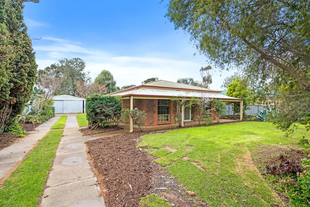 52 Parker Avenue, Strathalbyn, SA 5255