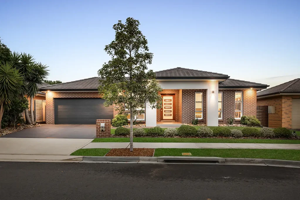 10 Carter Street, Oran Park, NSW 2570