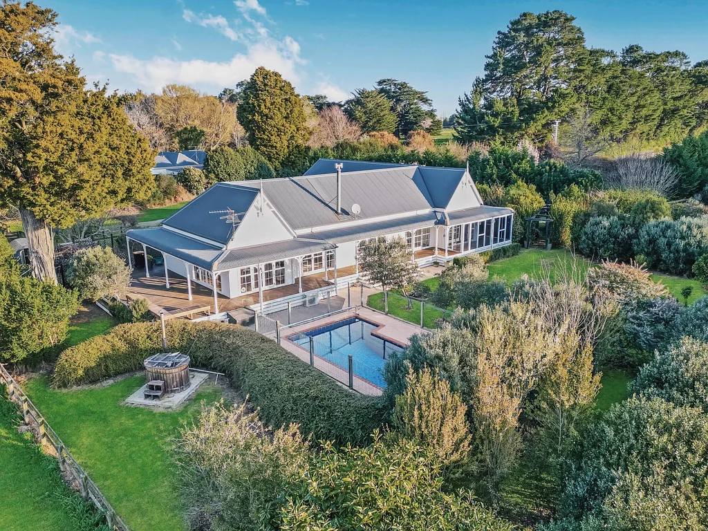 Greytown 5 Bedroom Act Now - Vendors Have Relocated