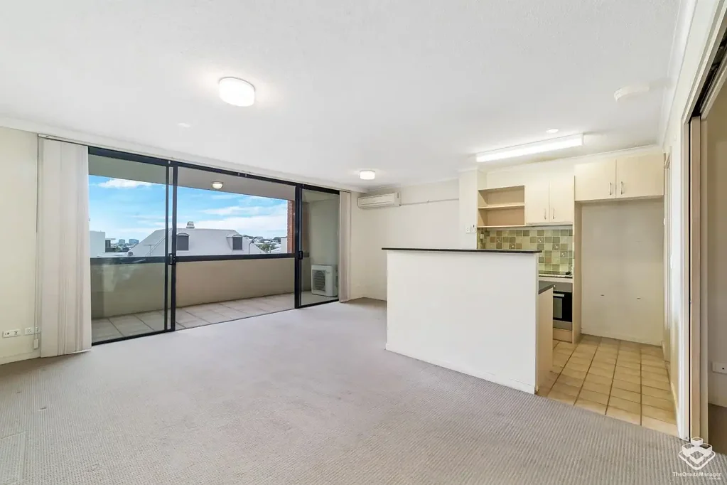 Walk to Story Bridge | Stylish 1 Bedroom Apartment with Parking