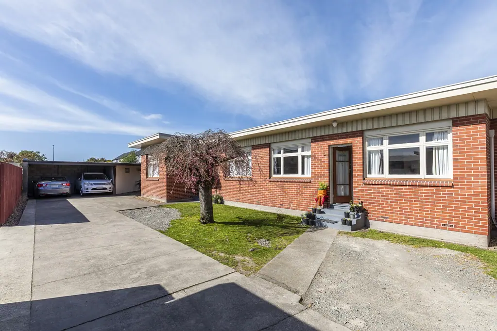Saint Albans 6બેડરૂમ Dual Income or Re-Development Opportunity