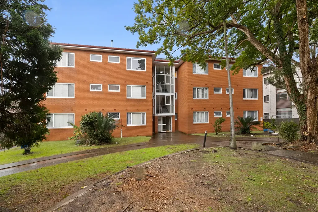 EYE CATCHING TWO BEDROOM APARTMENT
