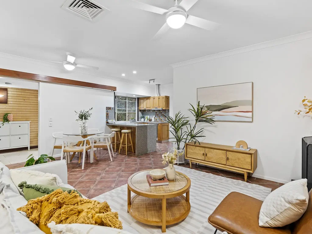 Moorooka 2બેડરૂમ Low-Set Tuscan Townhouse In The Heart Of Moorooka!