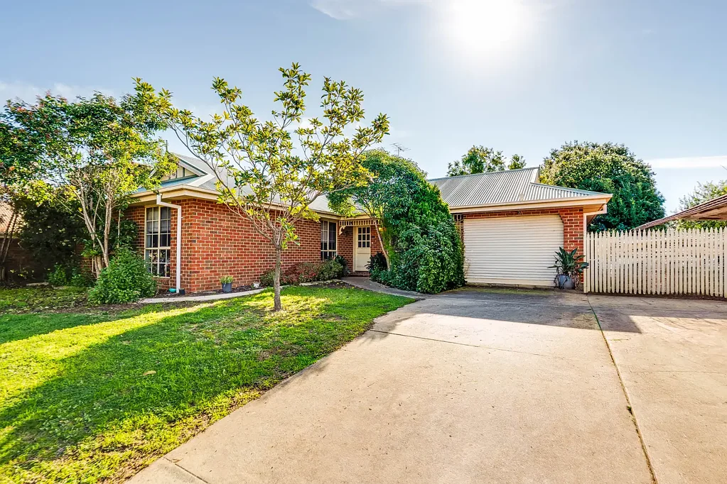 West Wodonga 3બેડરૂમ OPPORTUNITY KNOCKS BUT ONCE