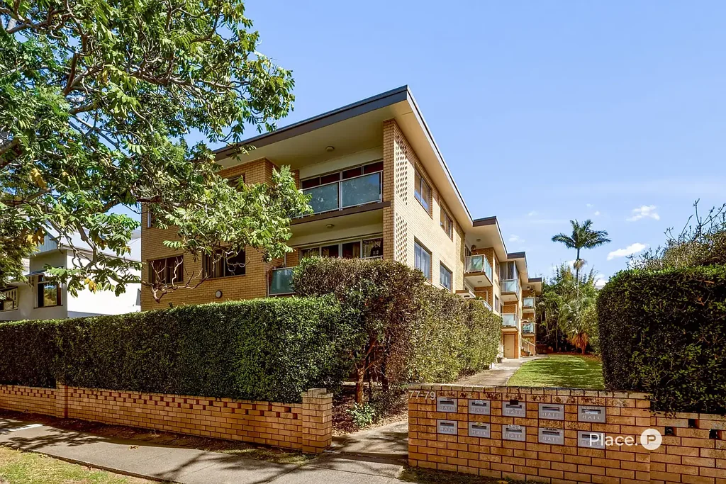 New Farm 2 Slaapkamer Space, Lifestyle and Boutique Appeal on Tree-Lined Moreton Street