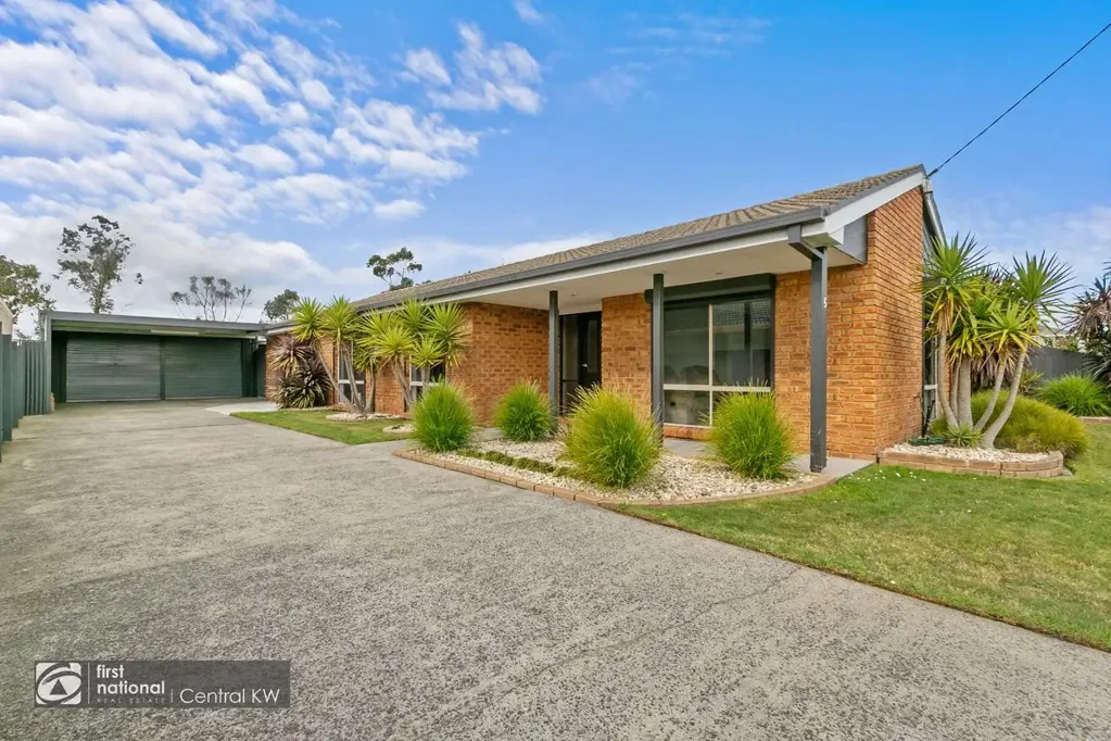 5 Wingan Way, Morwell, VIC 3840