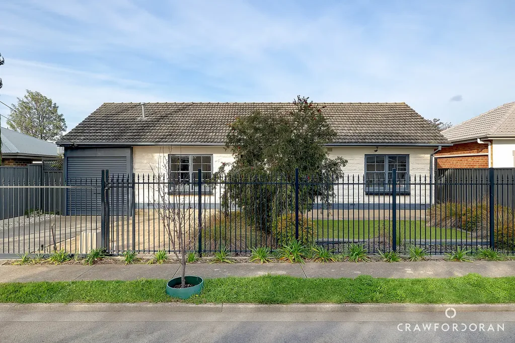 Plympton Park 3 Bedroom Ready to Enjoy, Ripe for Possibility
