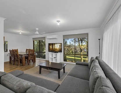 8 Main Neerim Road, Neerim South, Traralagon , 3 Schlafzimmer, 1 Badezimmer, House