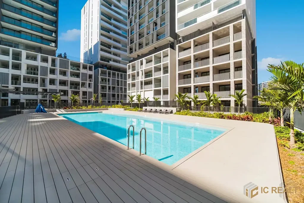 Lidcombe 2 Bedroom Modern Home Huge Balcony Don't Miss Out!!