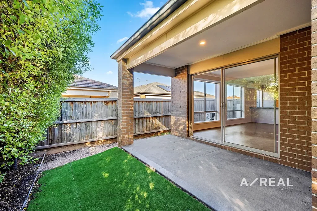Modern Comfort in a Peaceful Family Setting