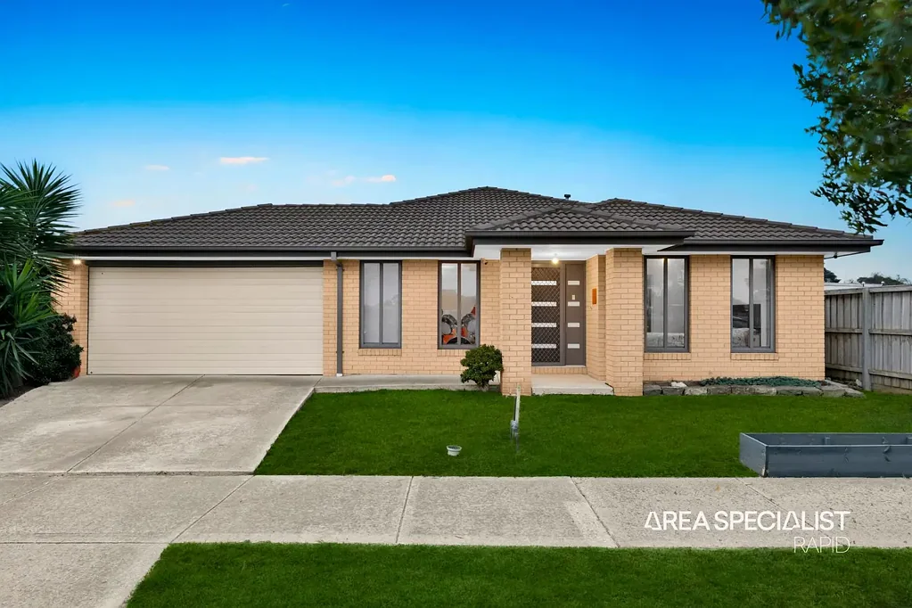 14 Alder Way, Cranbourne, VIC 3977