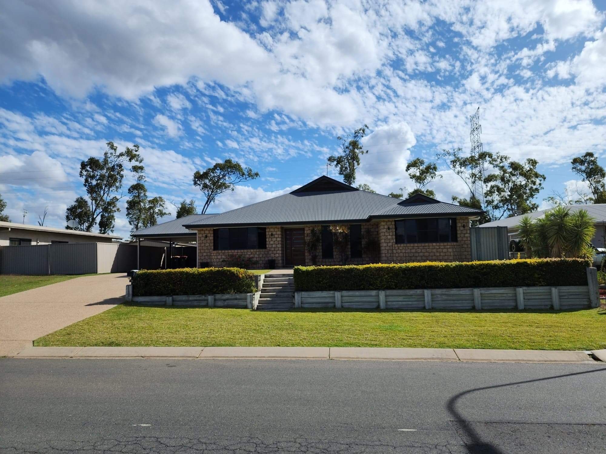 21 NAUMANN ST, MORANBAH QLD 4744, 0 Bedrooms, 0 Bathrooms, House