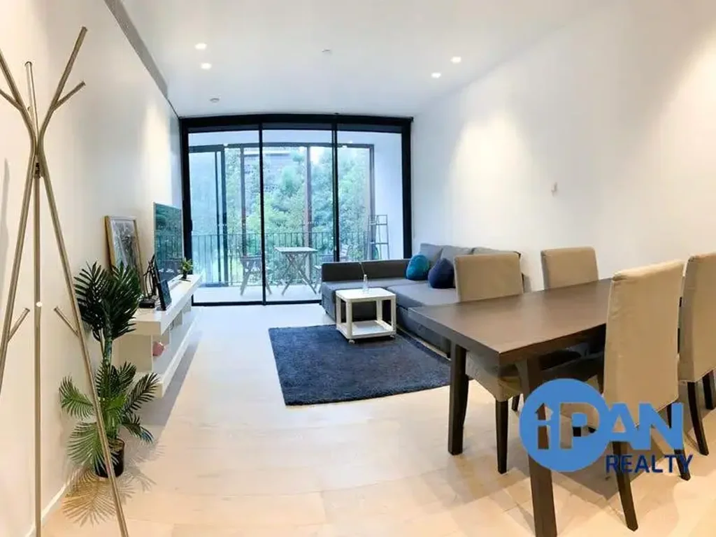 Fully Furnished 2 Bed 2 Bath + PARKING   - CENTRAL PARK / Close to USYD and UTS