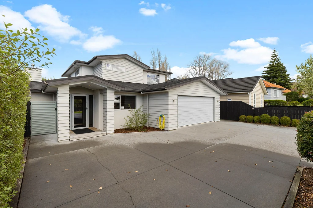 Hamilton East 4Zimmer The Hayes Paddock Advantage