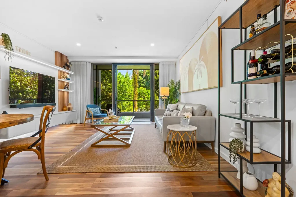 Cairns City 2房  Harbour Lights Luxury | Exquisitely Renovated | City Living